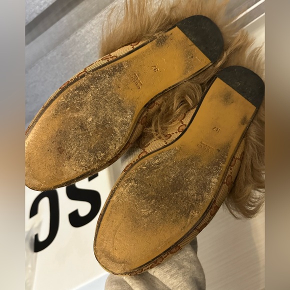 Gucci Princeton fur slides sz37 - Picture 2 of 4
